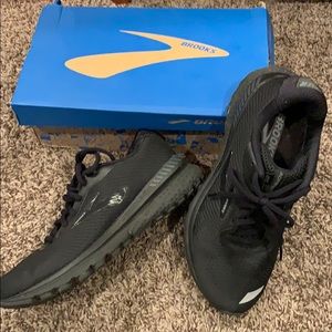 Women’s Brooks Adrenaline GTS 20